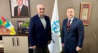 AK Parti istişare kurulu sahaya indi