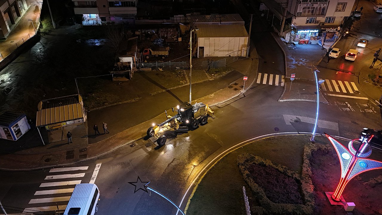 Gebze’de ekipler kar teyakkuzunda