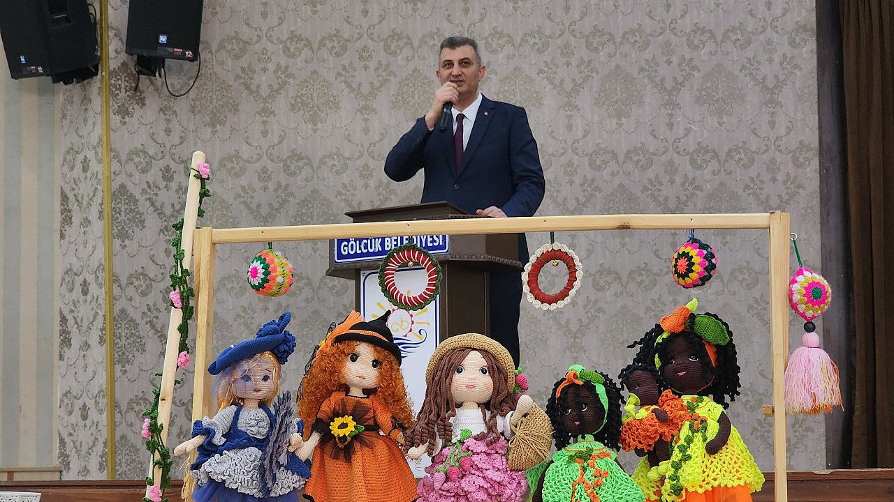 GÖLCÜK BELEDİYESİ ÖRGÜ FESTİVALİ BAŞLADI