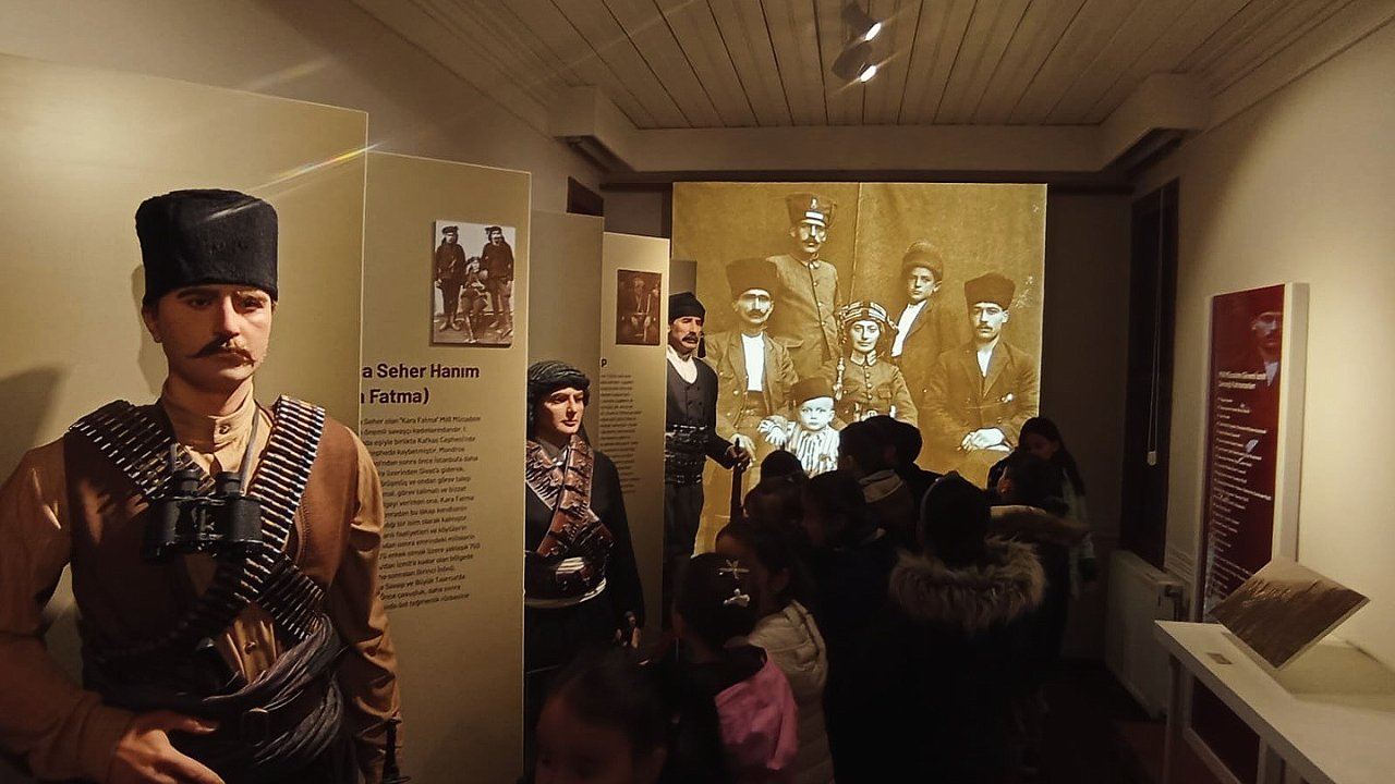 İzmit Belediyesi Atatürk ve Milli Mücadele Anı Evi ziyaretçi rekoru kırdı!