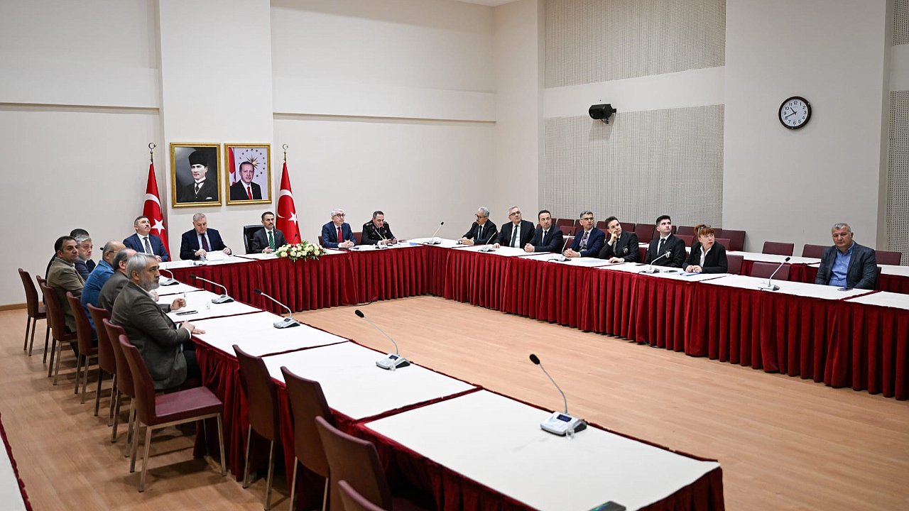 Vali Aktaş Başkanlığında İl Spor Güvenliği Toplantısı Yapıldı