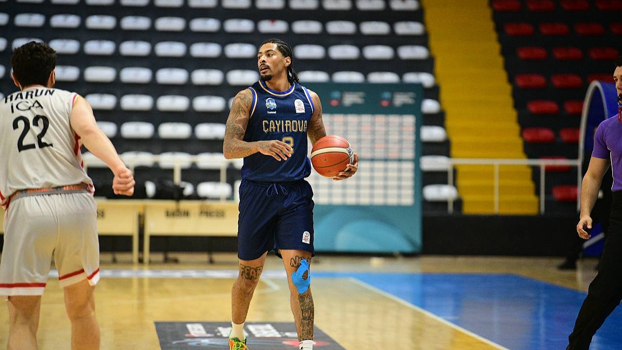 Çayırova Belediyesi, deplasmandan galibiyetle döndü