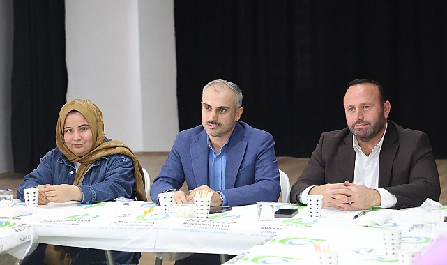 Çiftçi, Akse Bilgi Evi’ndeki kursiyer ve velilerle bir araya geldi