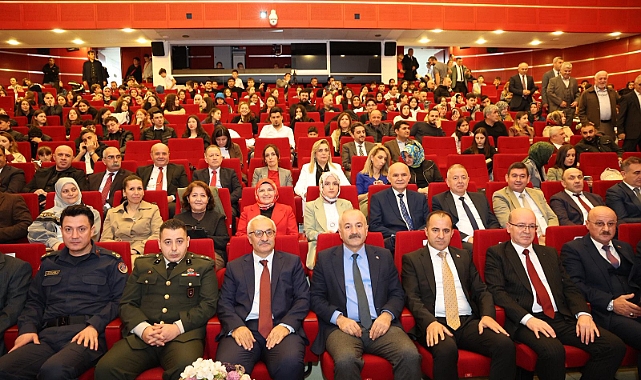 GEBZE’DE ÖĞRETMENLER GÜNÜ COŞKUSU