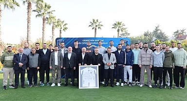 Başkan Büyükgöz’den Voleybol Takımına Moral Ziyareti