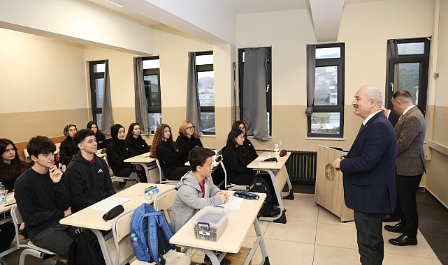 BAŞKAN BÜYÜKGÖZ VE KAYMAKAM ÖZYİĞİT’TEN OKUL ZİYARETİ