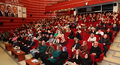 Taha Kılınç Söyleşisine Gebzelilerden Yoğun İlgi