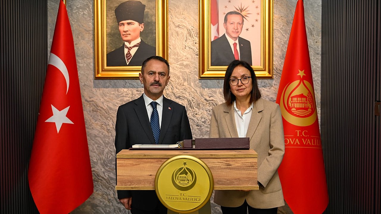 Vali İlhami Aktaş, Yalova Valisi Dr. Hülya Kaya yı Ziyaret Etti