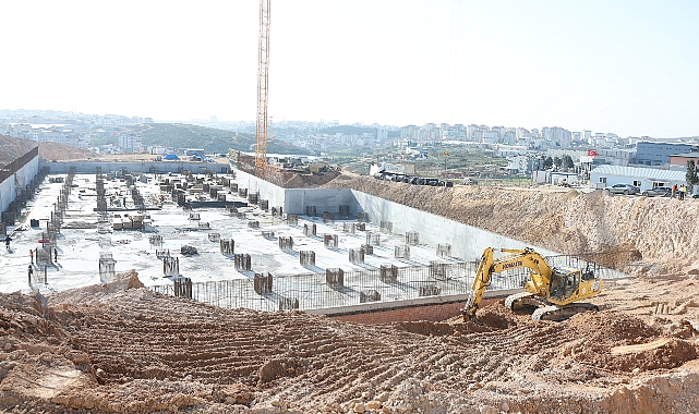  Çiftçi, “Hastane inşaatı hızla devam ediyor”  
