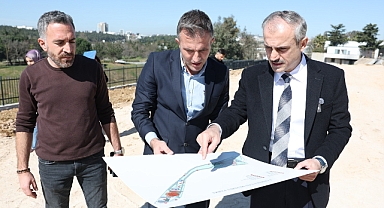 Çiftçi, Kent Park ve Fatih Sultan Mehmet Parkı'ndaki revizyon çalışmalarını inceledi