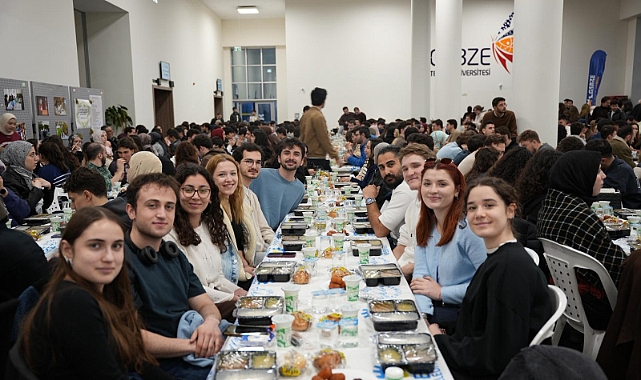 GEBZE BELEDİYESİ İFTAR SOFRASINI GEBZE TEKNİK ÜNİVERSİTESİ’NDE KURDU  