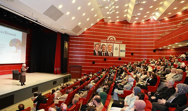 Gebze Okur Buluşmaları’nda Özgü Güler Söyleşisi