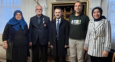 Vali İlhami Aktaş, Kıbrıs Gazimiz Muzaffer Karamus’u Ziyaret Etti