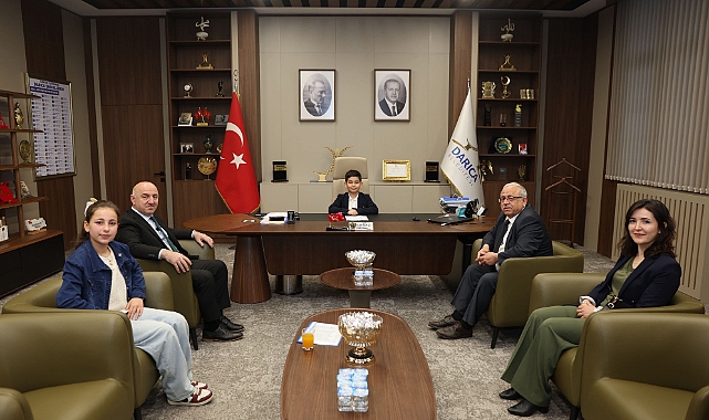 Başkan Bıyık makamını geleceğin başkanlarına devretti