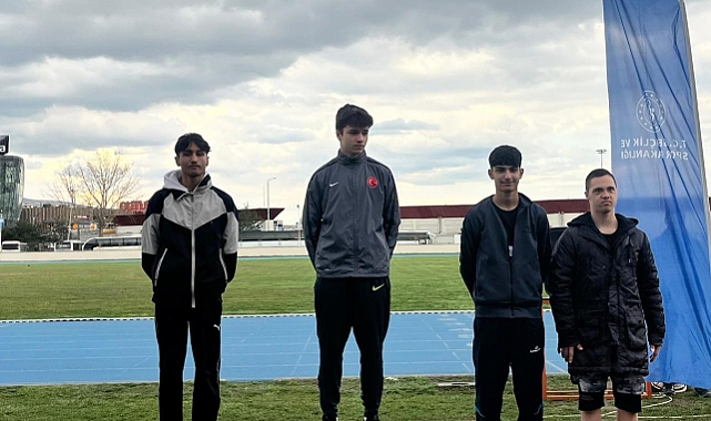 Çayırova’ya atletizmde 2 madalya geldi