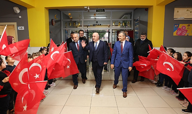 Darıca’da haftanın ilk dersi Başkan Bıyık’ın ziyaretiyle başlıyor