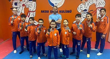 Gebze Aksu Karate’den 9 Madalya, 7 Balkan Bileti