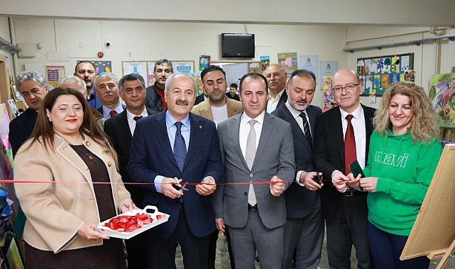 GEBZE’DE OTİZM FARKINDALIĞINA ANLAMLI PROGRAM