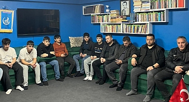 Gebze Ülkü Ocakları’ndan Taziye ve Dua: Kahramanmaraş’taki Evlatlarımız ve Öğretmenimiz İçin Kur’an Okundu