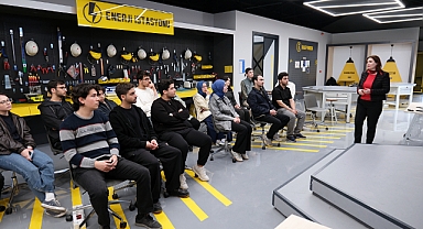 GTÜ Milli Teknoloji Atölyesi’nde Geleceğin Teknolojileri Masaya Yatırıldı