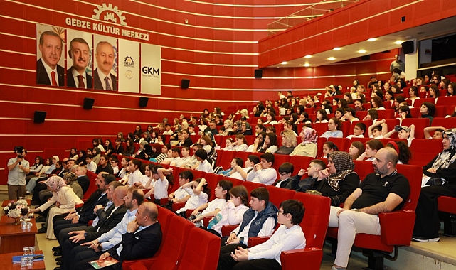 3. Bizim Yazarlar Kitap Tanıtım Günleri Başladı
