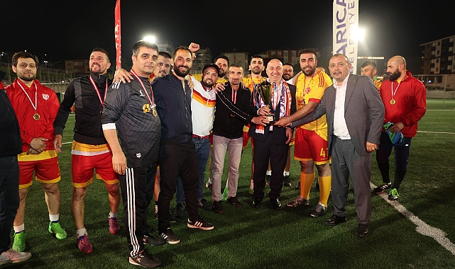 DARICA’DA BİRLİK VE BERABERLİK RUHU ENGİNAR TURNUVASI’NDA TAÇLANDI