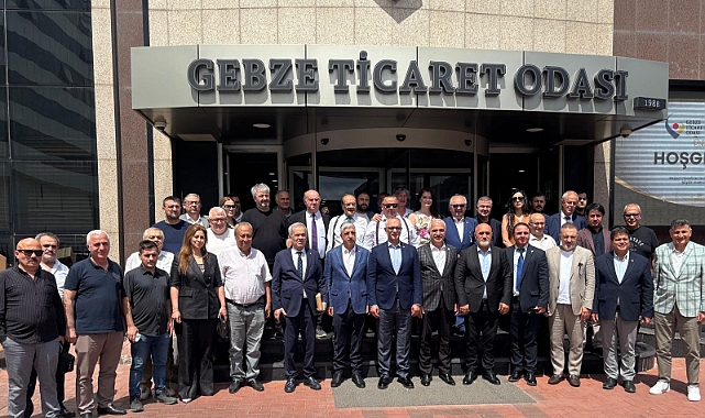 GEBZE, TGF VE BASIN VAKFI YÖNETİMİNİ AĞIRLADI