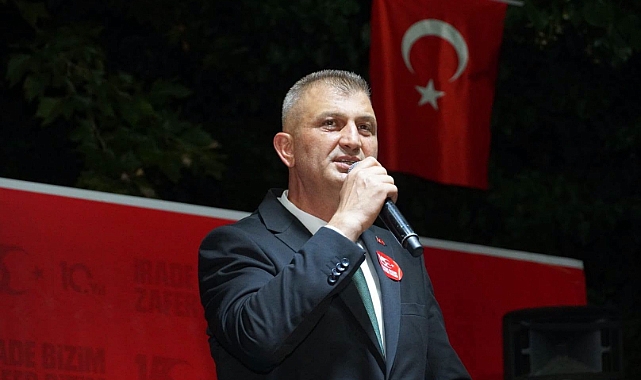 15 Temmuz Demokrasi ve Milli Birlik Günü'nde Gölcük Dimdik Ayakta