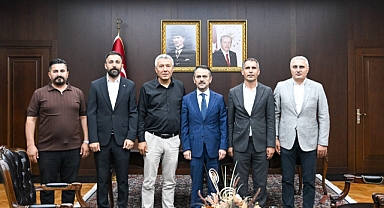 ÇAYIROVA MÜTEAHHİTLERİNDEN VALİ AKTAŞ’A ZİYARET