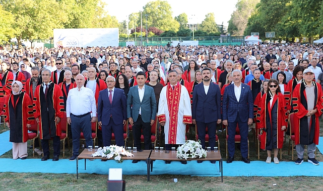 GTÜ'de 2025-2026 Akademik Yılı Mezuniyet Coşkusu Yaşandı