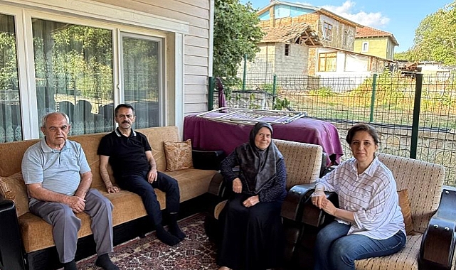 Vali İlhami Aktaş ve Eşi Songül Aktaş, Şehidimizin Ailesini Ziyaret Etti